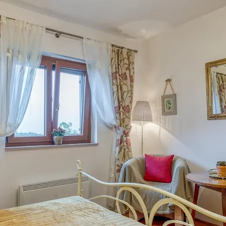 Pool House Ancka - Happy Villa Marezige